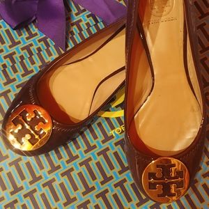 TORY BURCH Reva Patent Leather Round Toe Flats